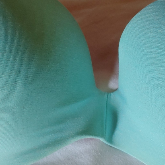 PINK by Victoria's Secret Bra - Picture 5 of 6